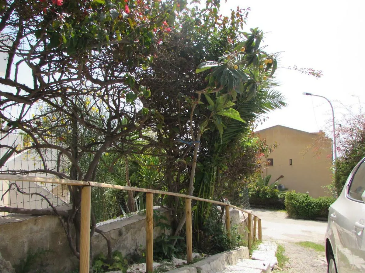 Villa Majata Realmonte Guest house
